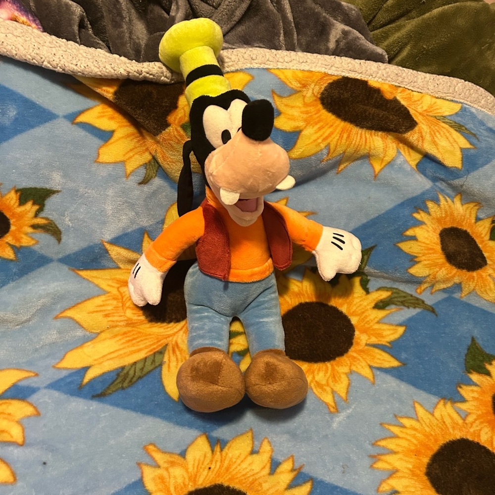 Goofy Plush Toy with Orange and Blue Outfit